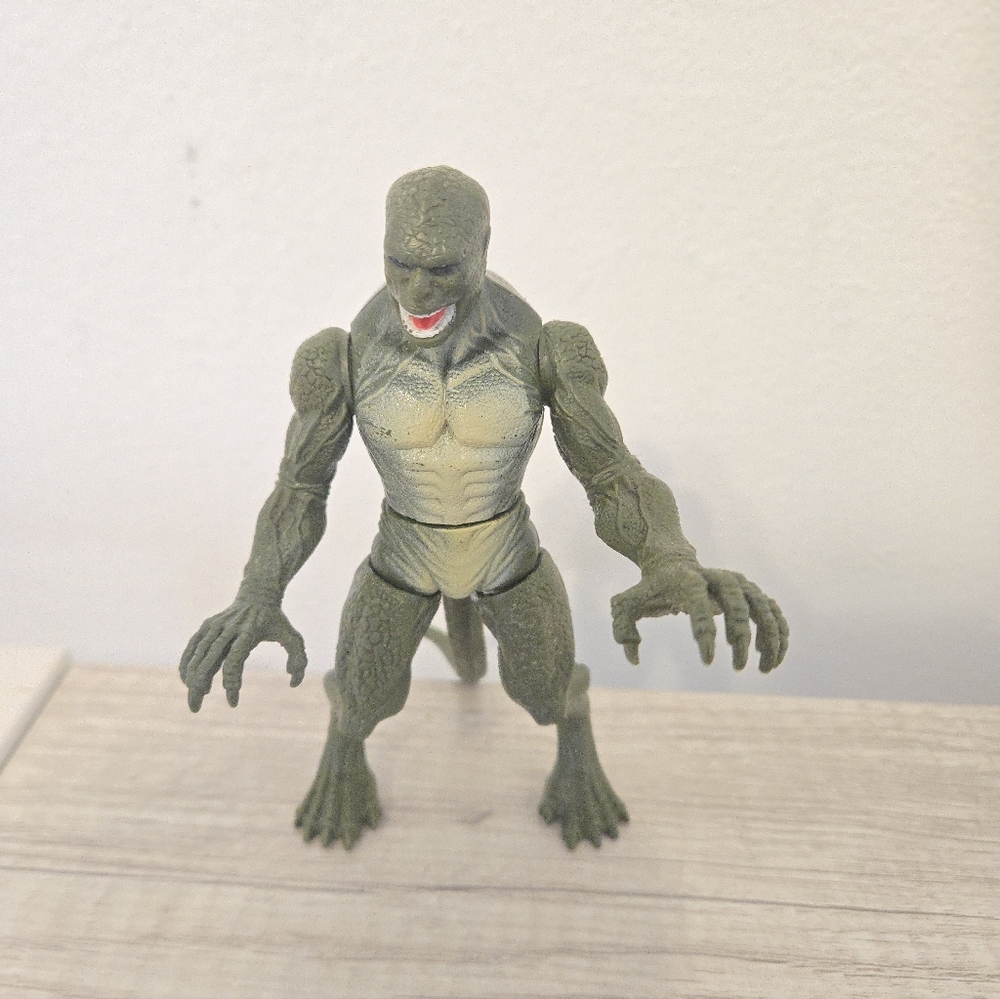 AMAZING SPIDER-MAN REPTILE MARVEL FIGURE MOSC 4" HASBRO 2011 RARE